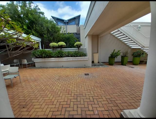165M² OFFICE TO LET IN BRYANSTON